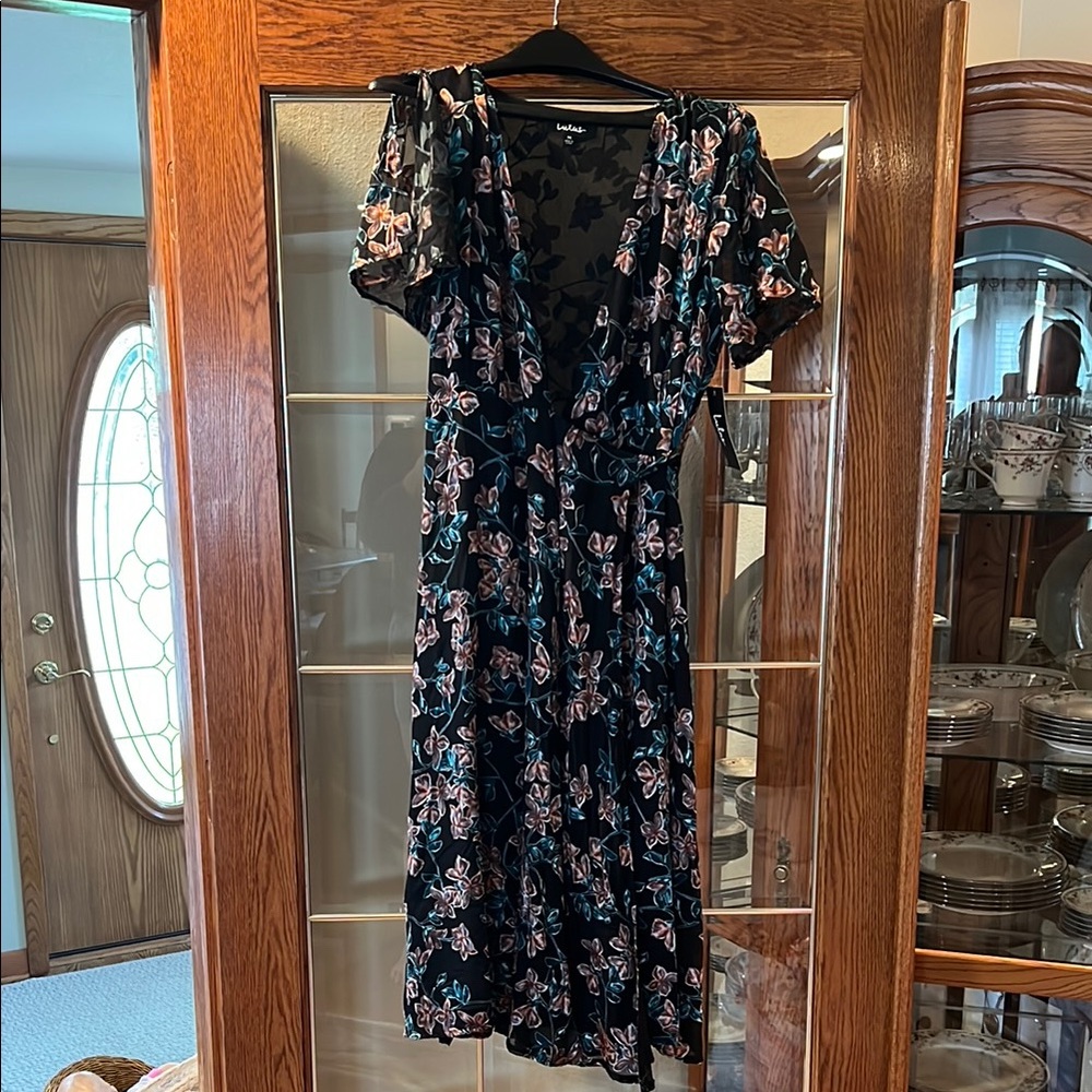 Lulu's Black Floral Wrap Dress - Short Sleeve Midi
